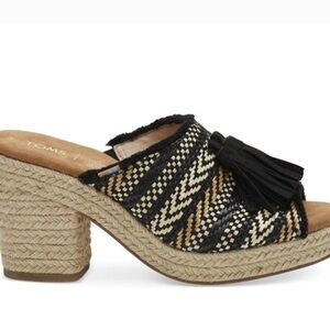 TOMS Women's Black and Cream Tassel Mules